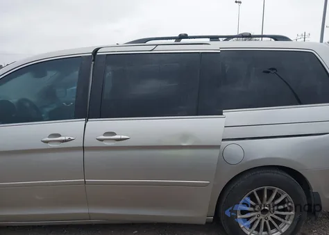 2007 Honda Odyssey Touring from USA, damaged, VIN 5FNRL38827B016982